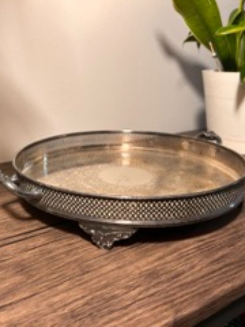Vintage Sheffield Silver Co EPC Round Serving Tray - Picture 3 of 8